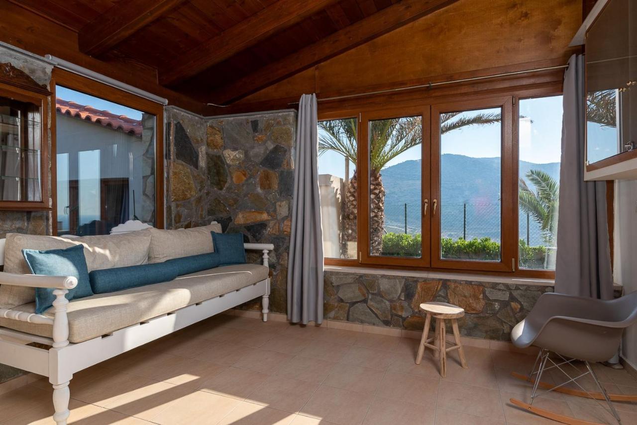 Vitamin Sea Luxury Villas Agia Pelagia  Bagian luar foto